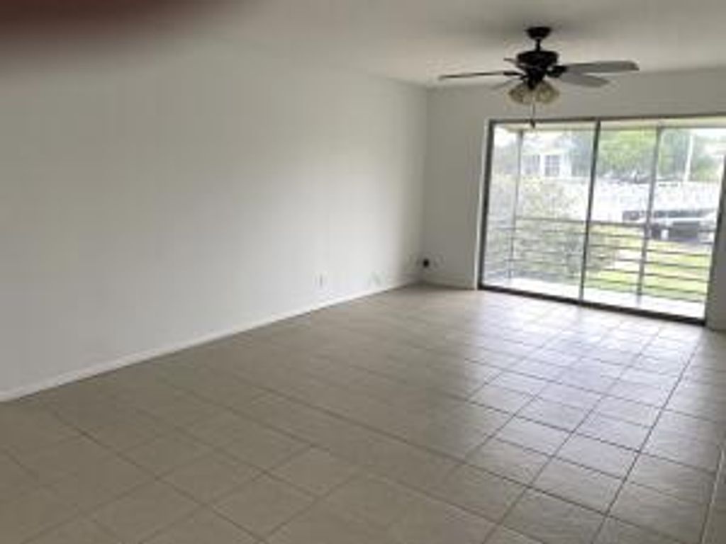 Photo of 2300 Del Aire Boulevard #203, Delray Beach, FL 33445 (MLS # R11002616)