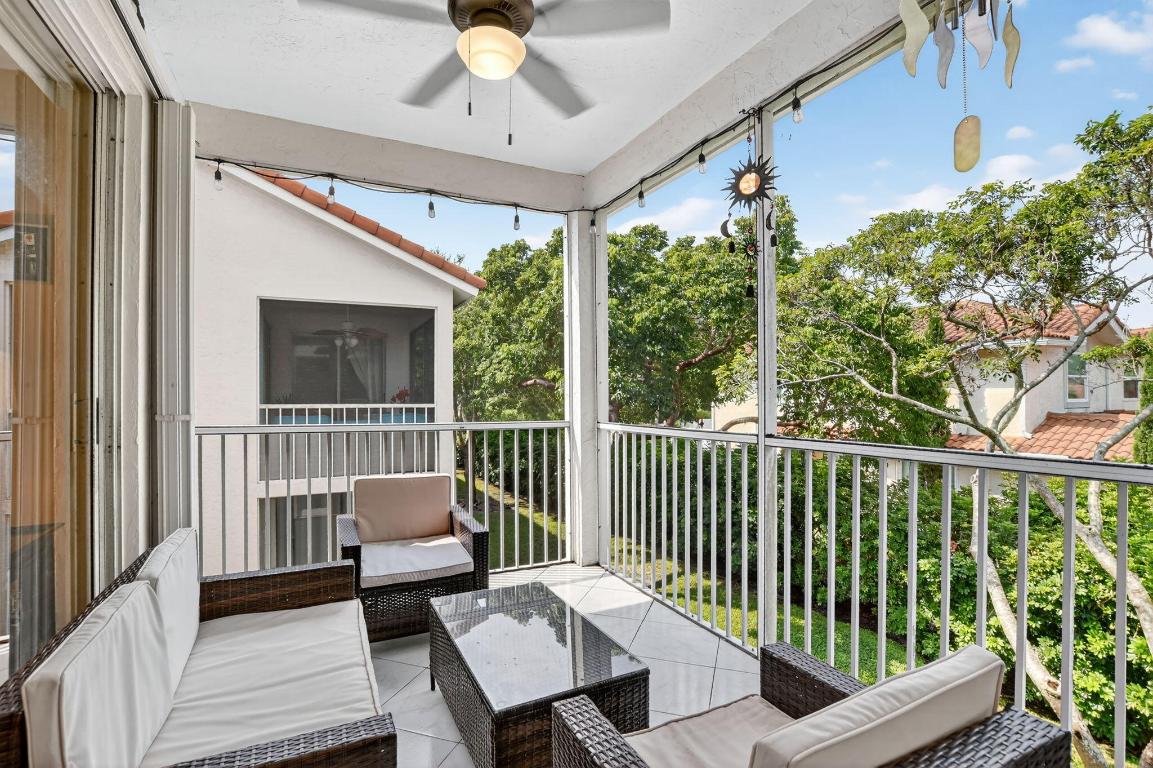 Villa San Remo Cond I and II filed 3-23-89 IN OR60 - Residential