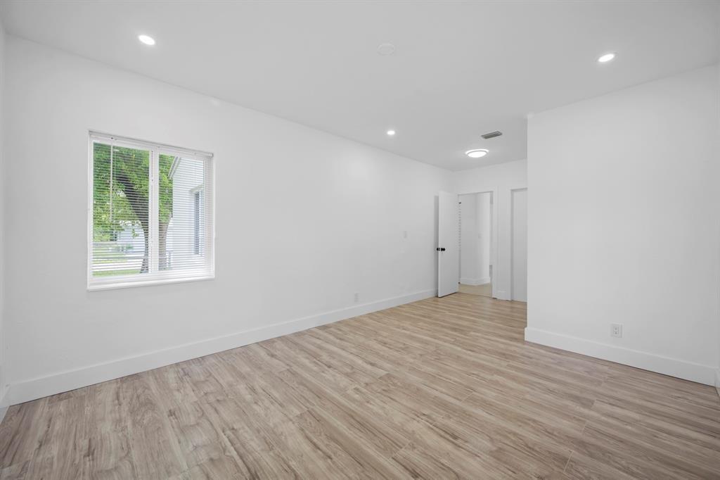 Hollywood Little Ranches - Residential Lease