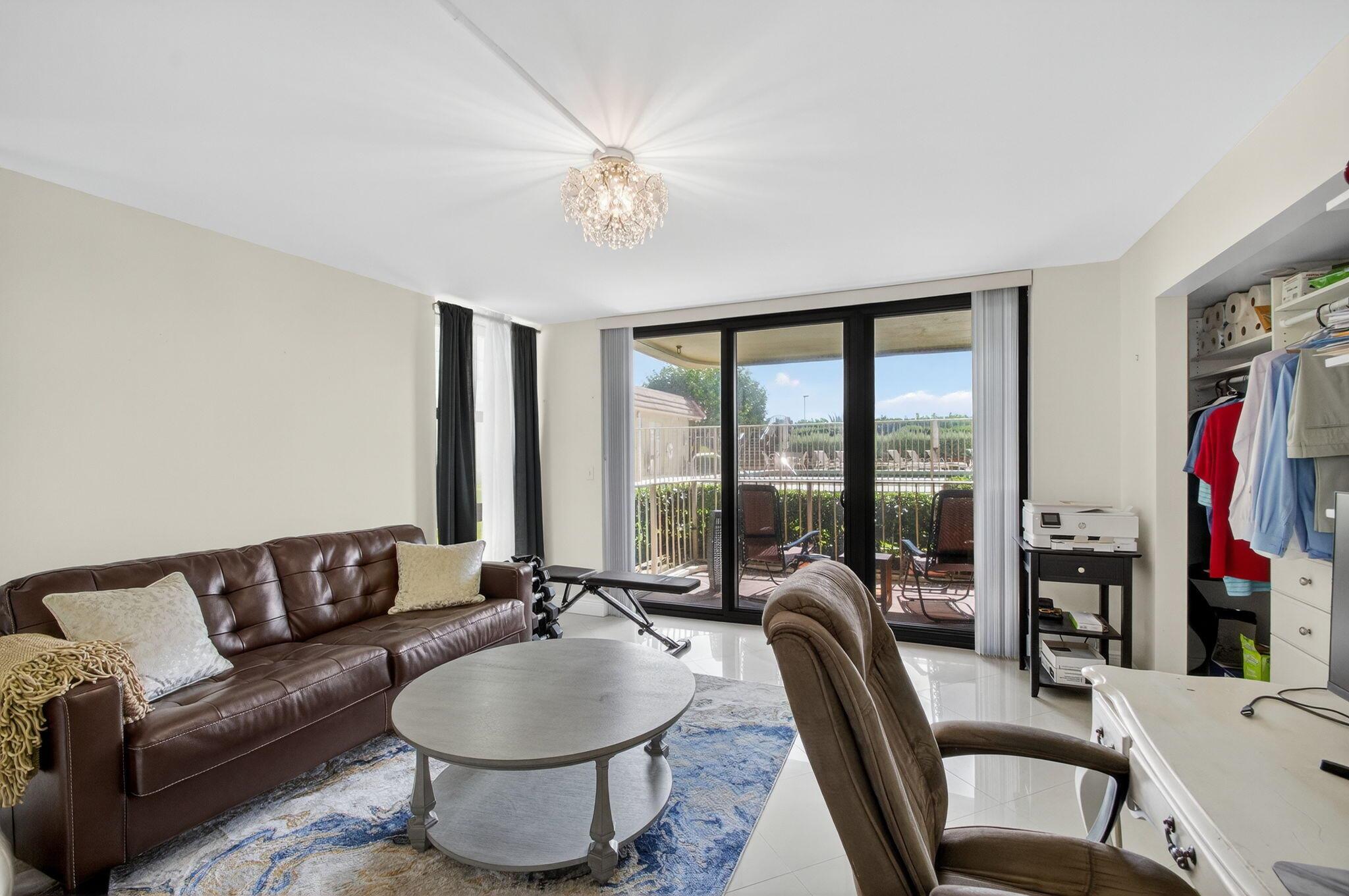 THIRTY TWO HUNDRED CONDO - Residential