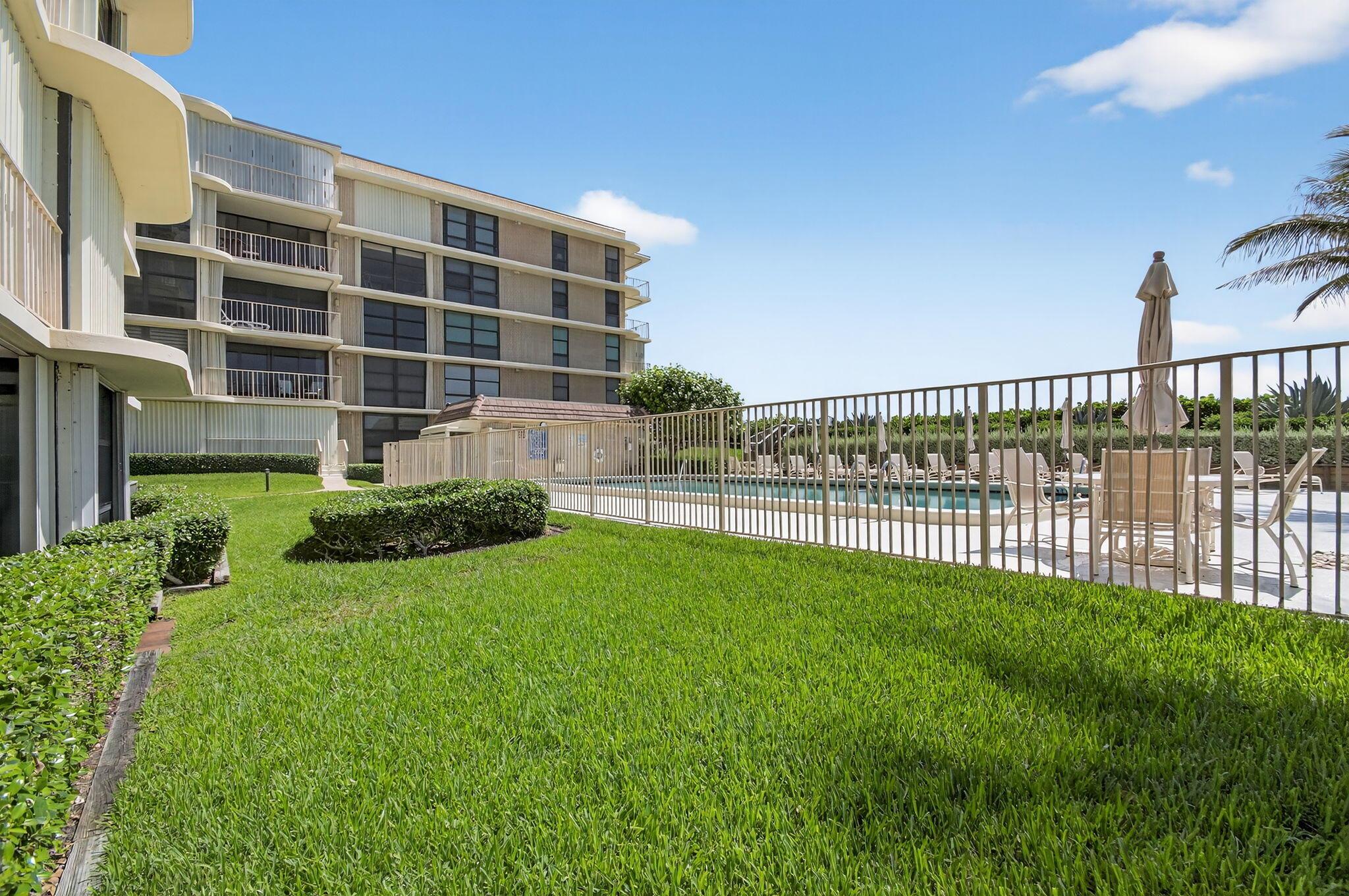THIRTY TWO HUNDRED CONDO - Residential