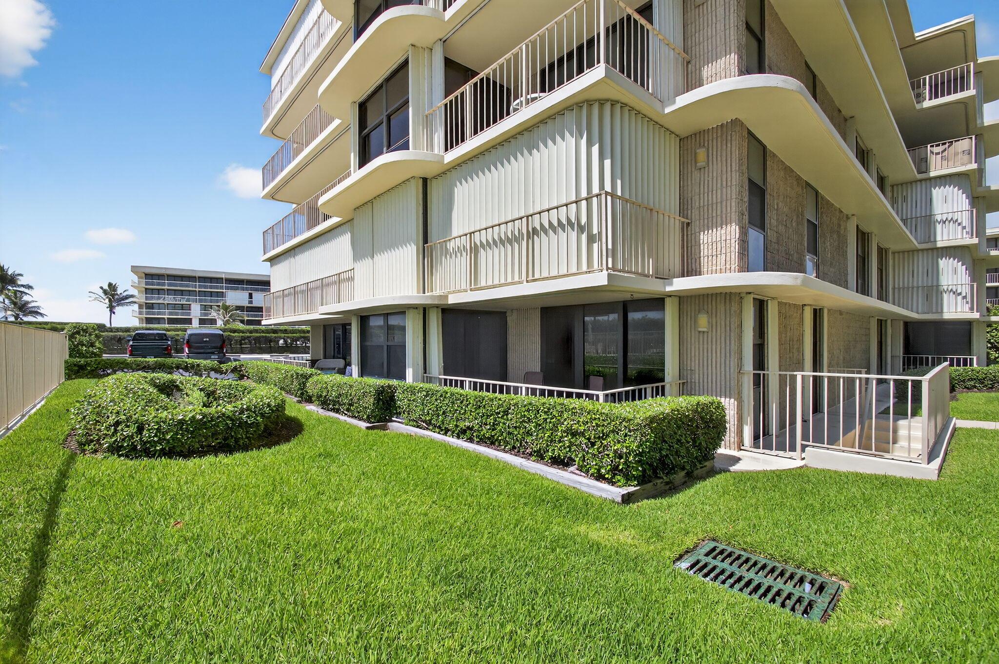 THIRTY TWO HUNDRED CONDO - Residential