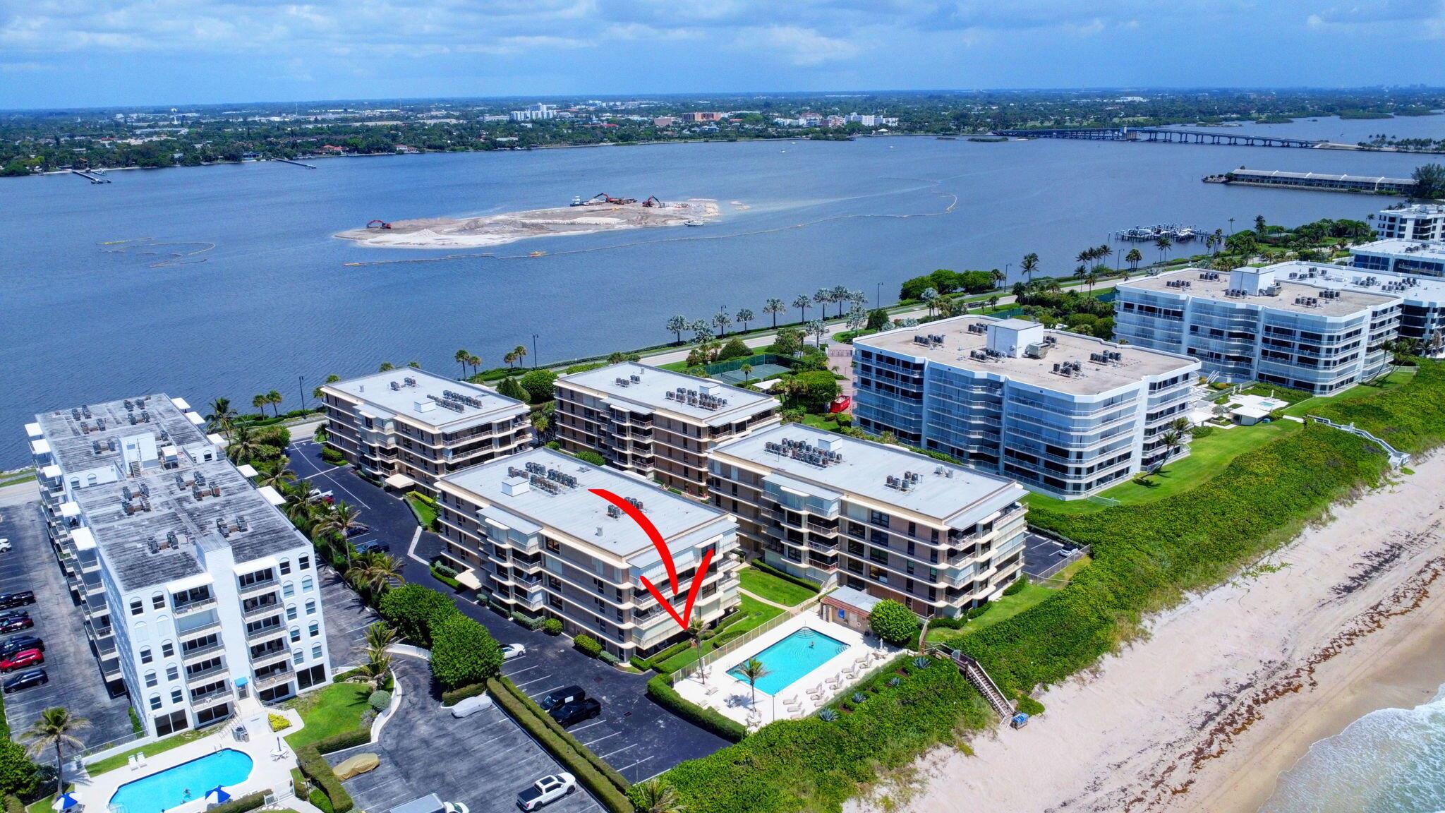 THIRTY TWO HUNDRED CONDO - Residential