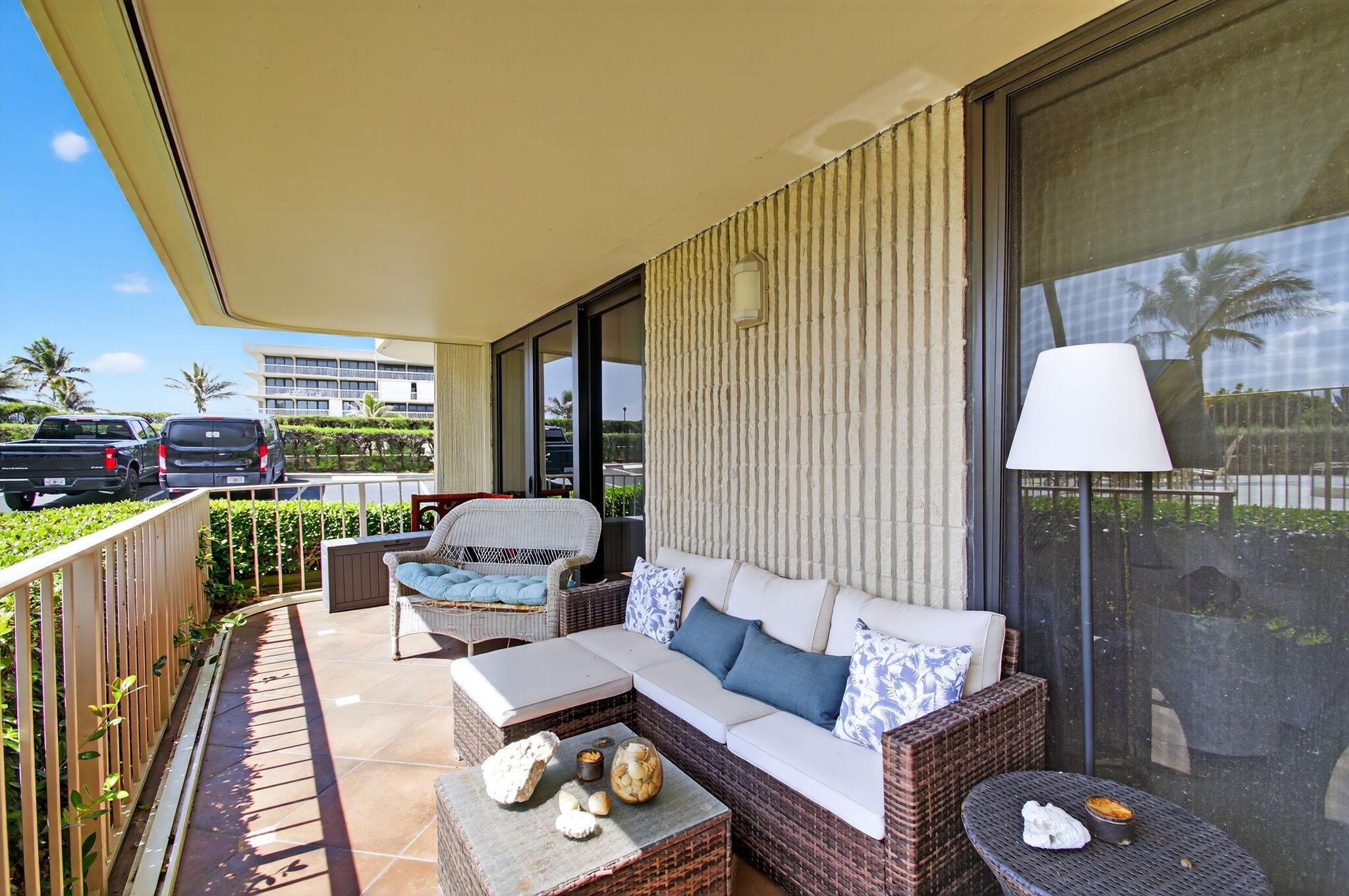 THIRTY TWO HUNDRED CONDO - Residential