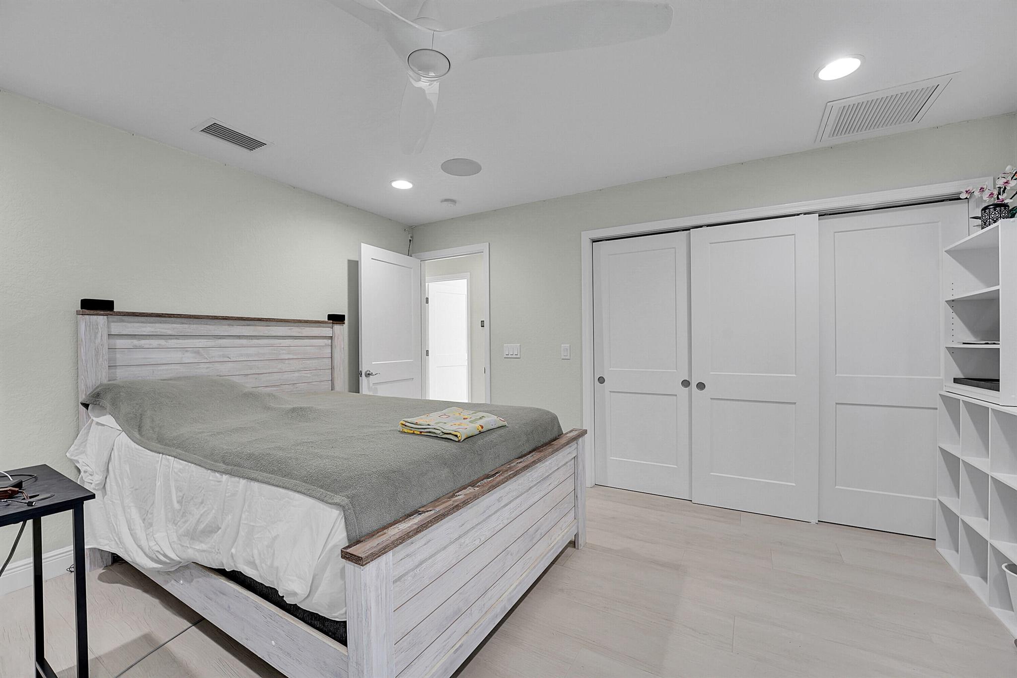 665000 Stuart Woods Ranch - Residential