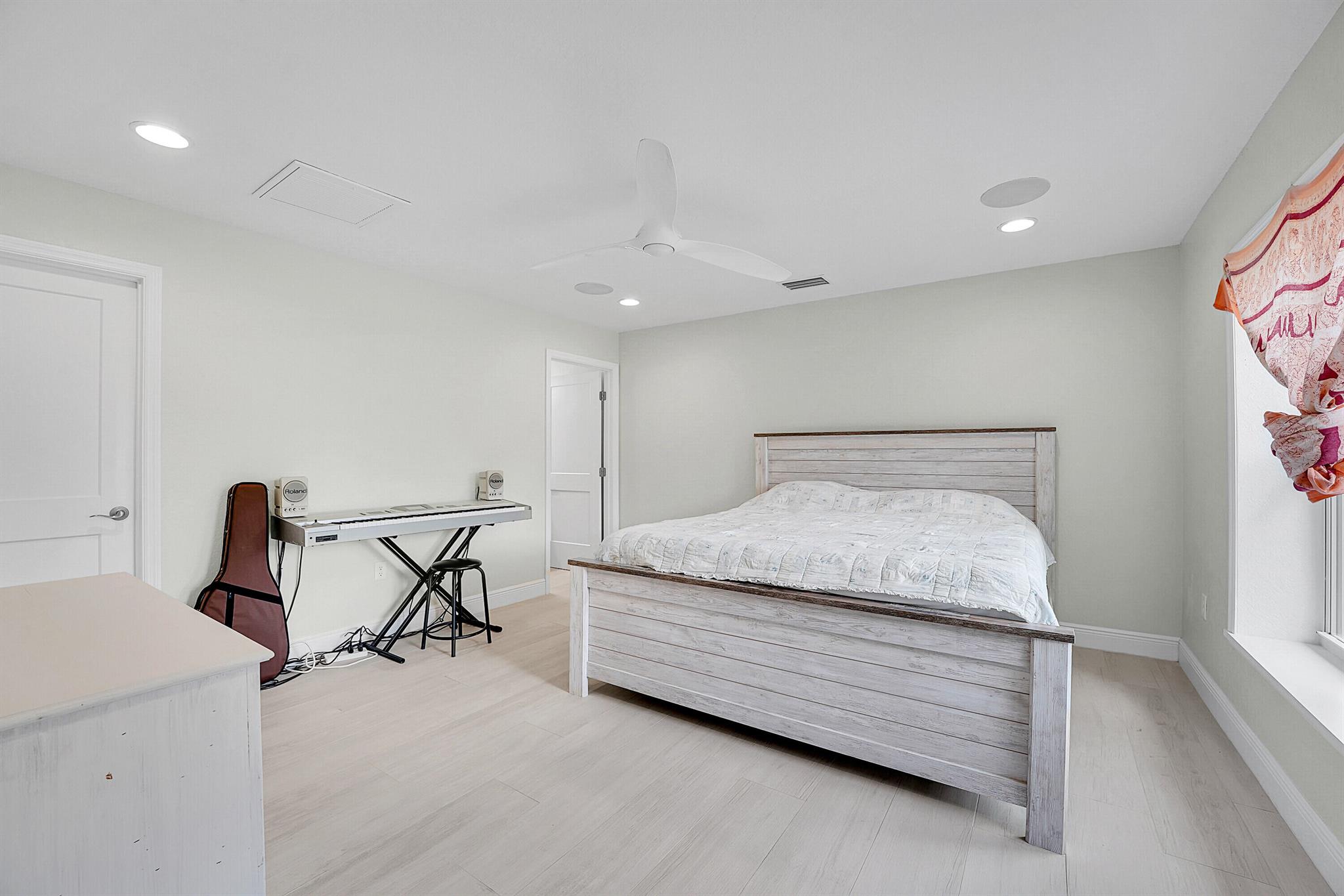 665000 Stuart Woods Ranch - Residential