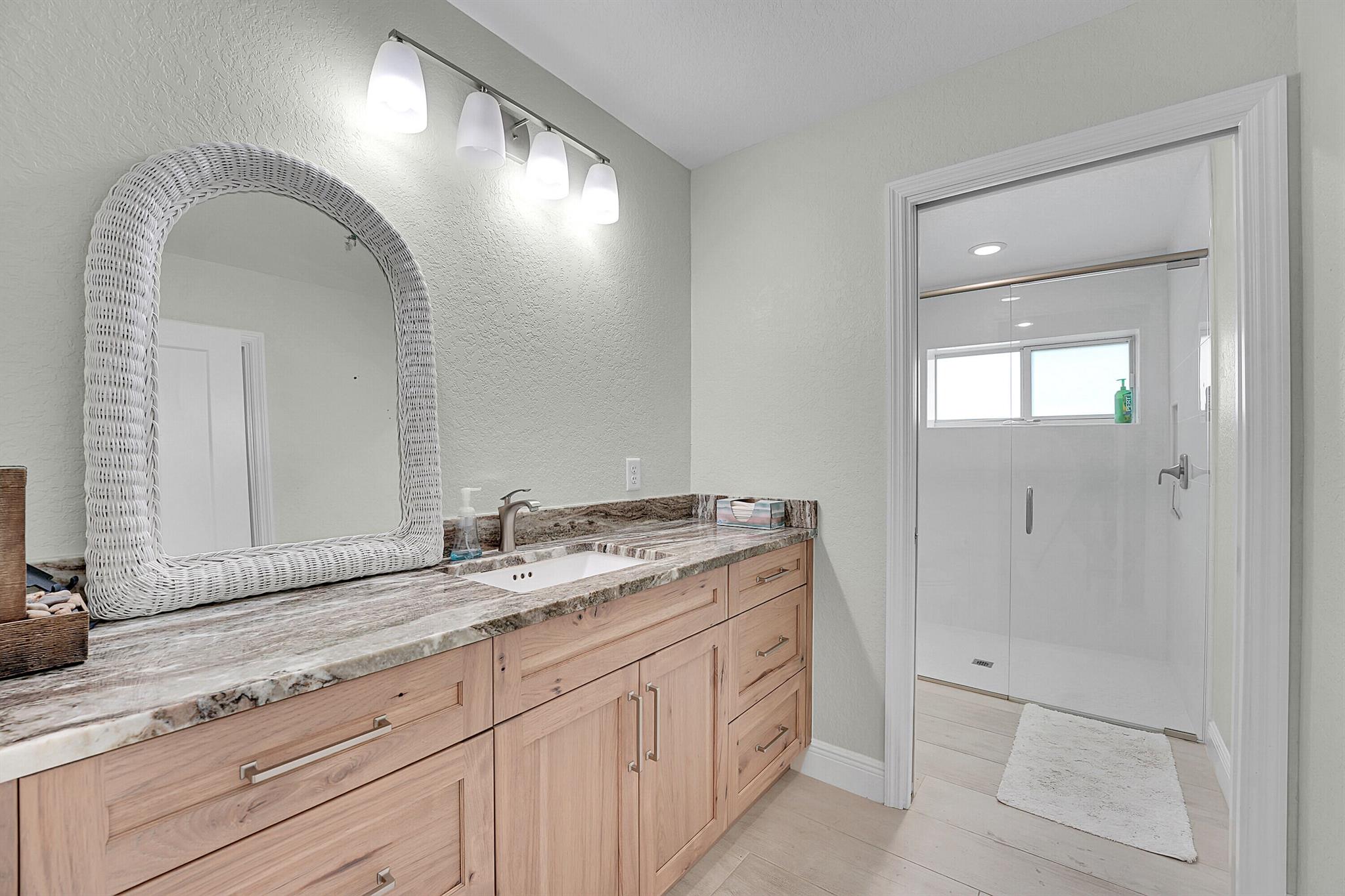 665000 Stuart Woods Ranch - Residential