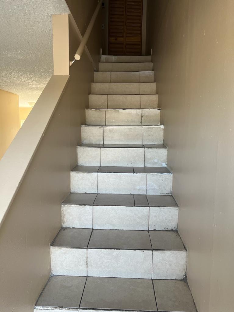 Lauderhill Manor 75-43 B - Residential Lease