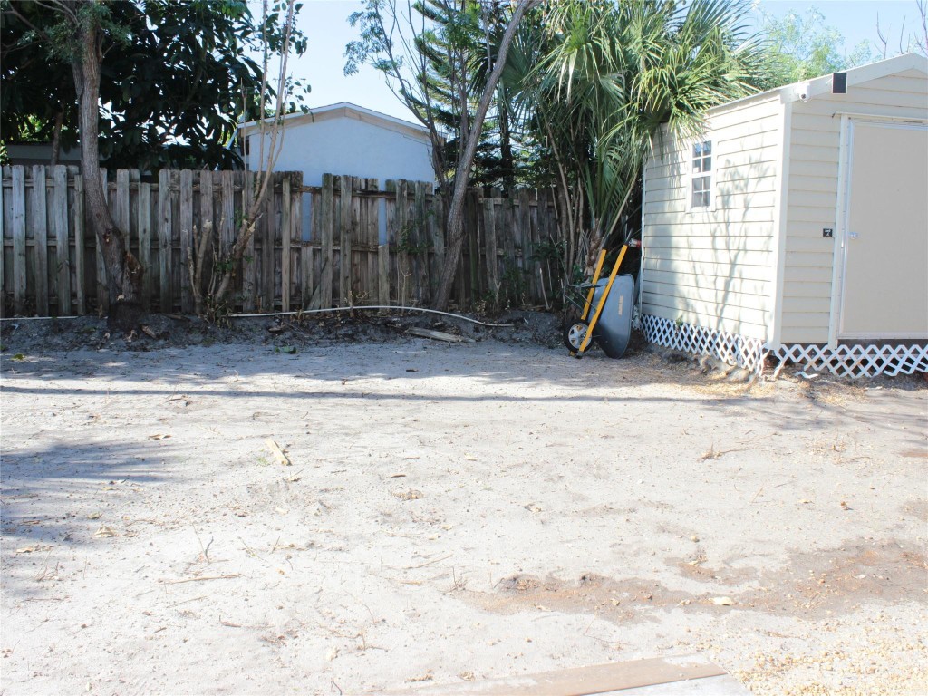 Acreage & Unrec - Residential Lease