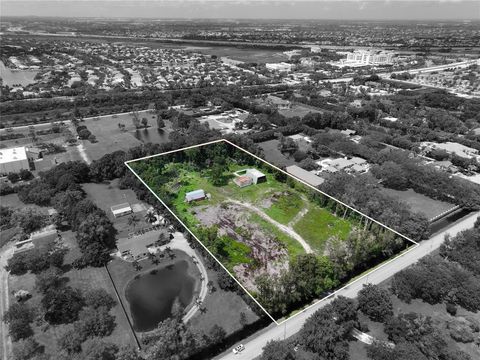 14390 Mustang Trail Southwest Ranches FL 33330