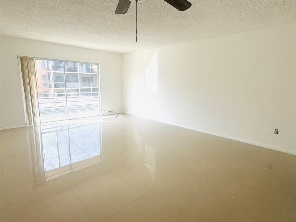 TOWN SQUARE CONDO - Residential