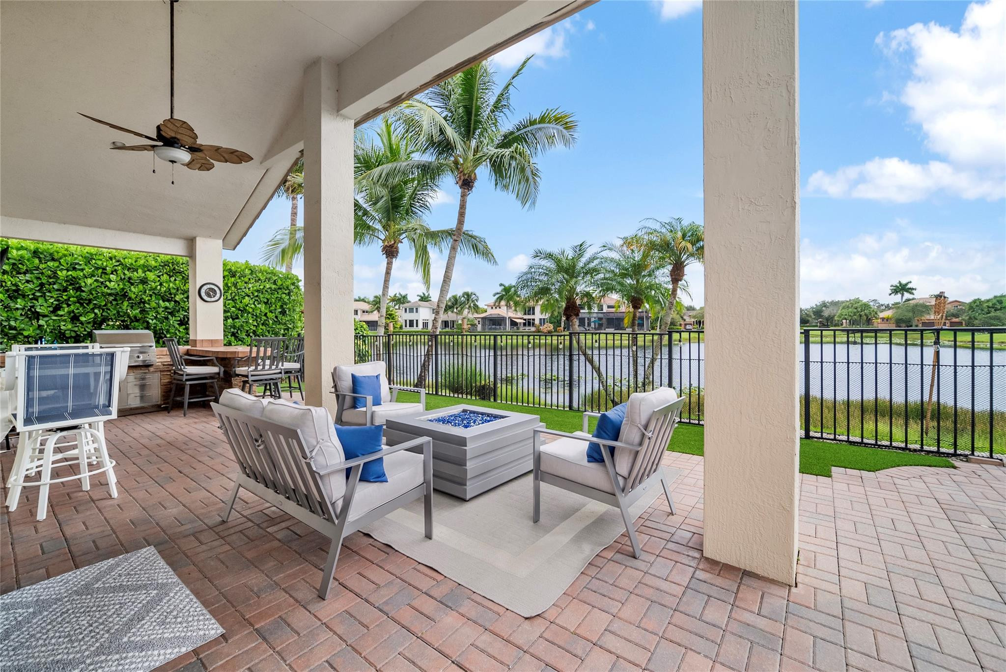 HERON BAY EAST - Residential
