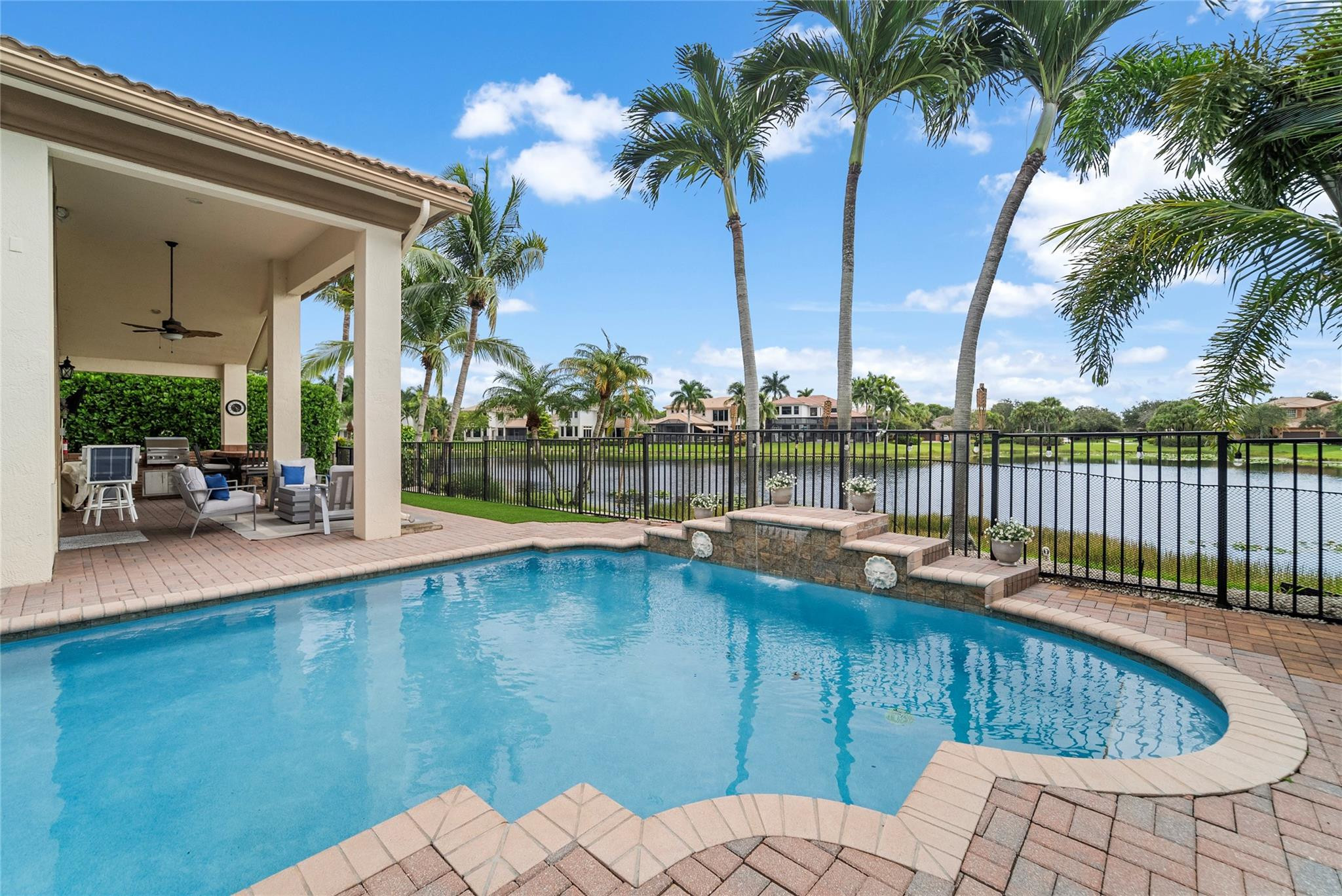 HERON BAY EAST - Residential