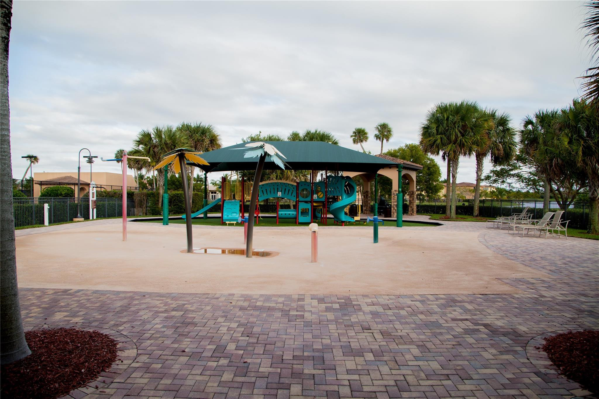 HERON BAY EAST - Residential
