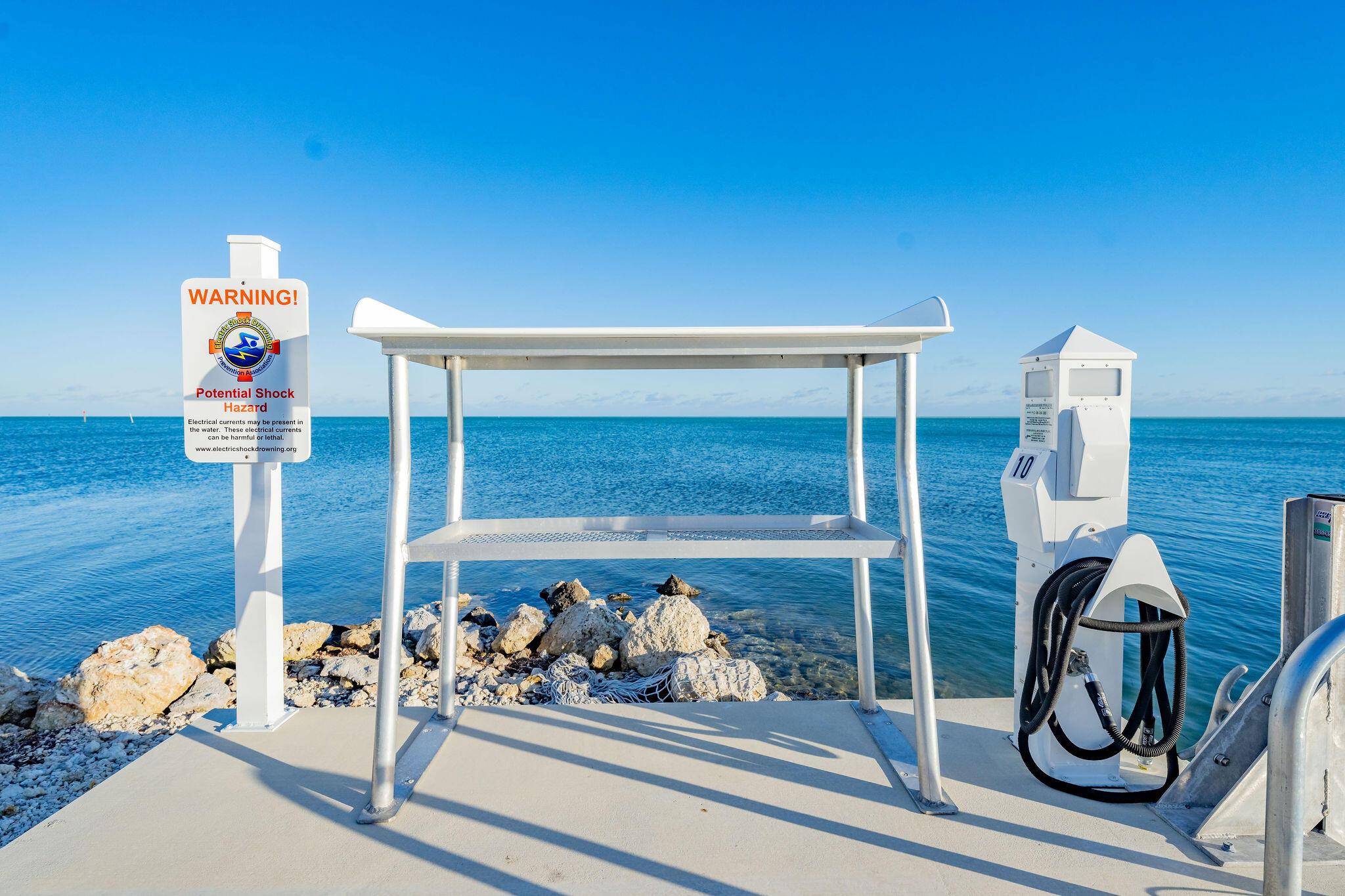 Peaceful Palms - Residential