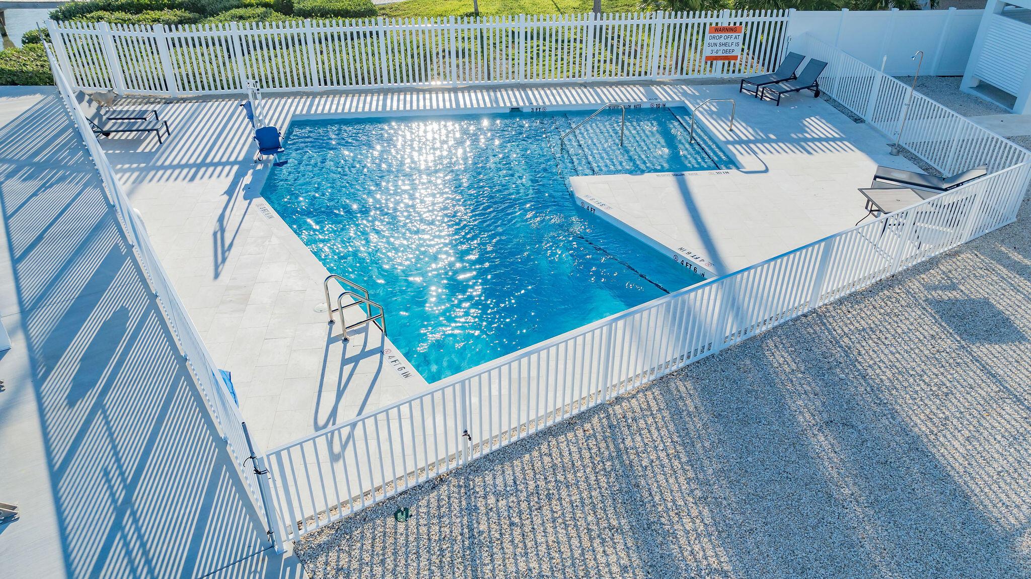 Peaceful Palms - Residential