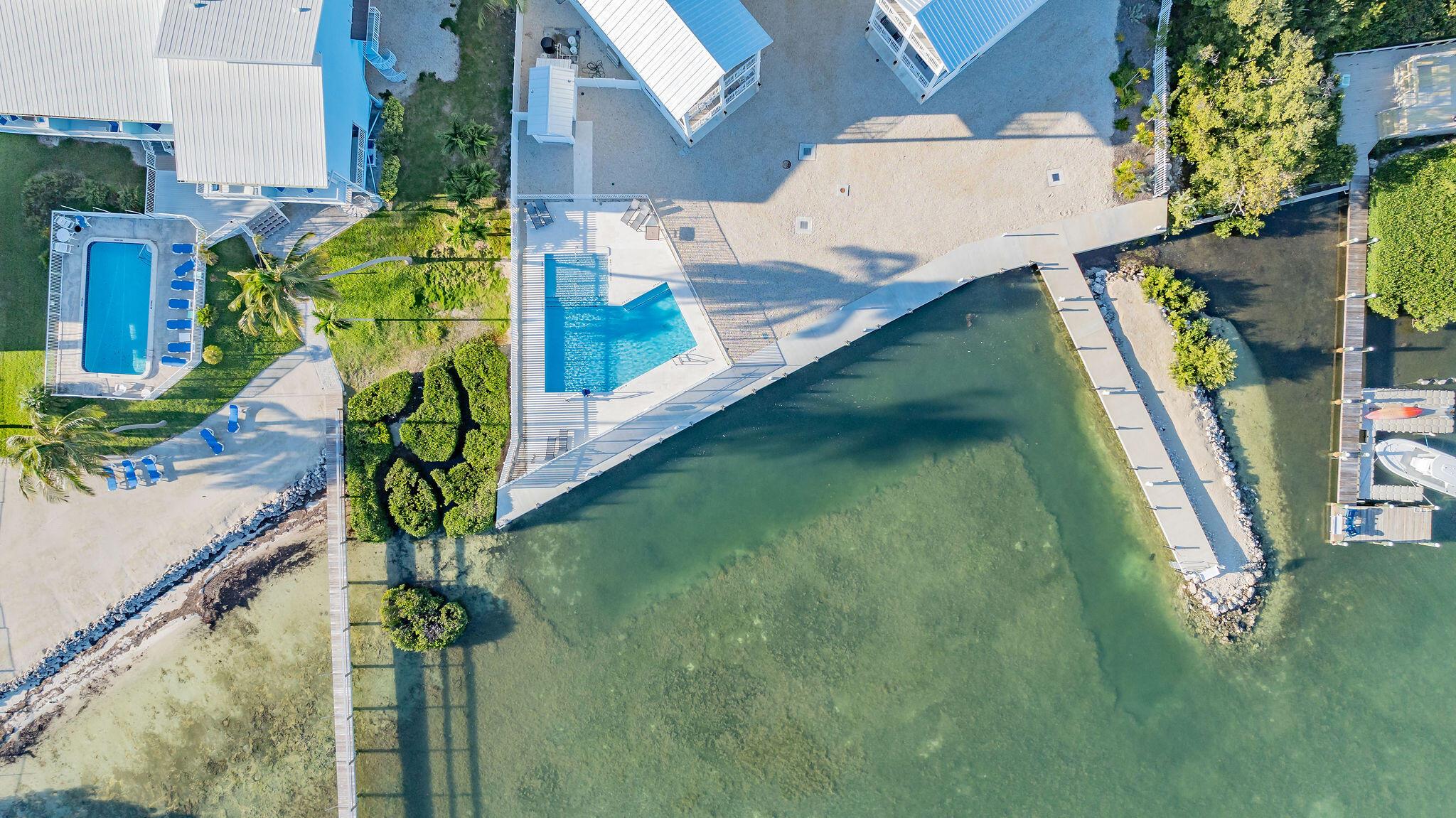 Peaceful Palms - Residential