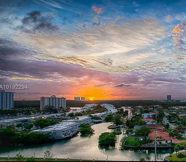 SAYAN CONDO - Residential Lease