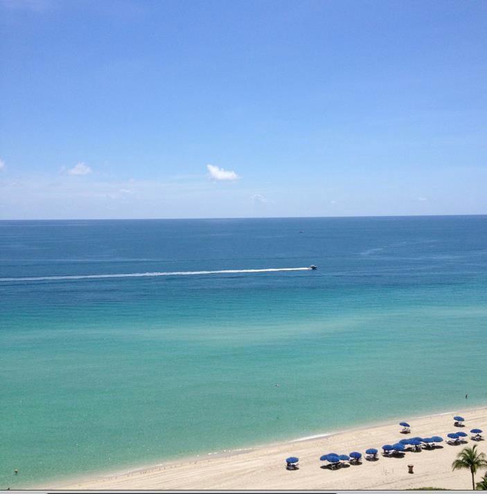 SAYAN CONDO - Residential Lease