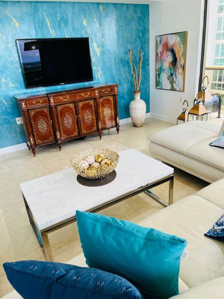 SAYAN CONDO - Residential Lease