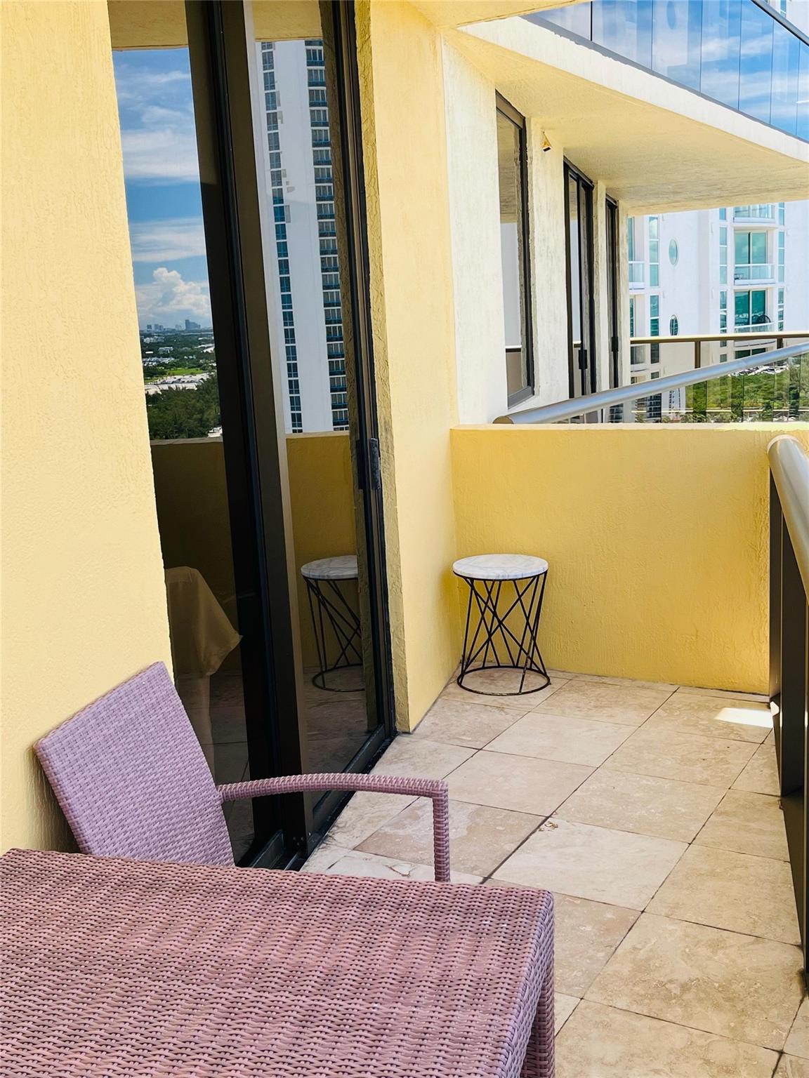 SAYAN CONDO - Residential Lease