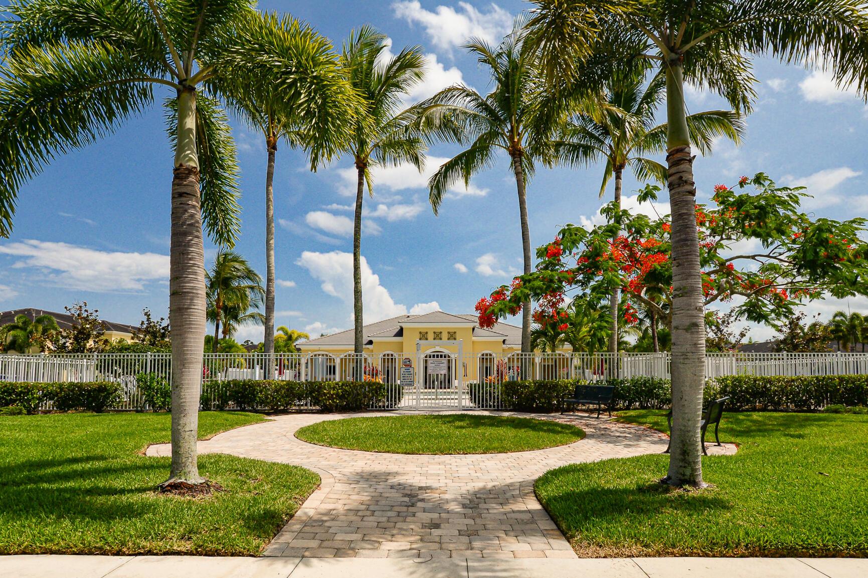 THE PRESERVE AT ST. ANDRE - Residential Lease