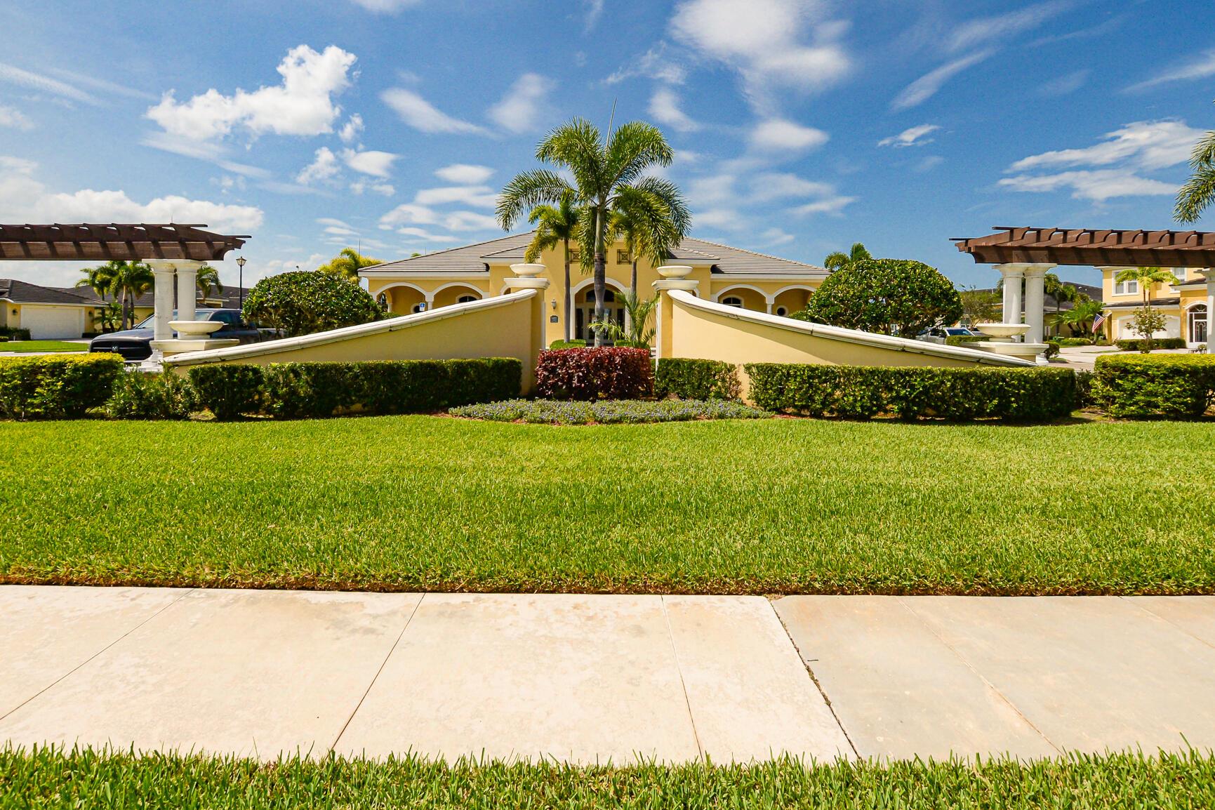 THE PRESERVE AT ST. ANDRE - Residential Lease