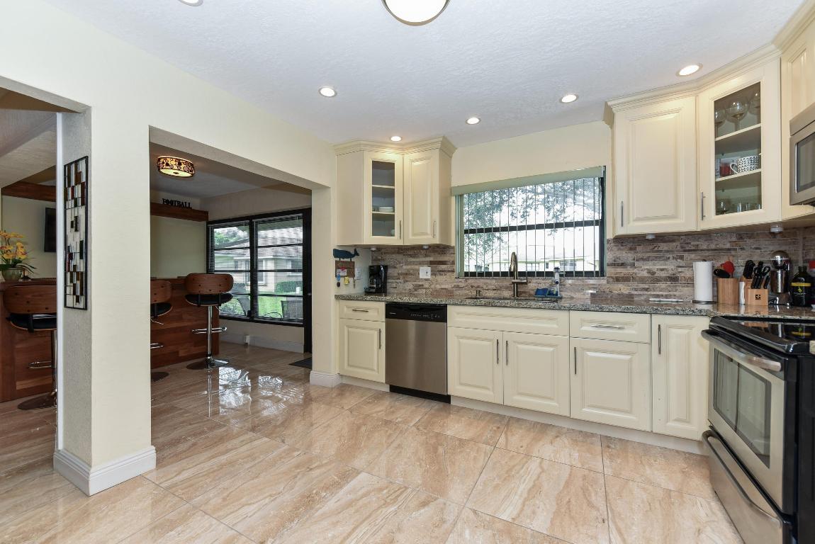 BENT TREE VILLAS EAST CONDO - Residential