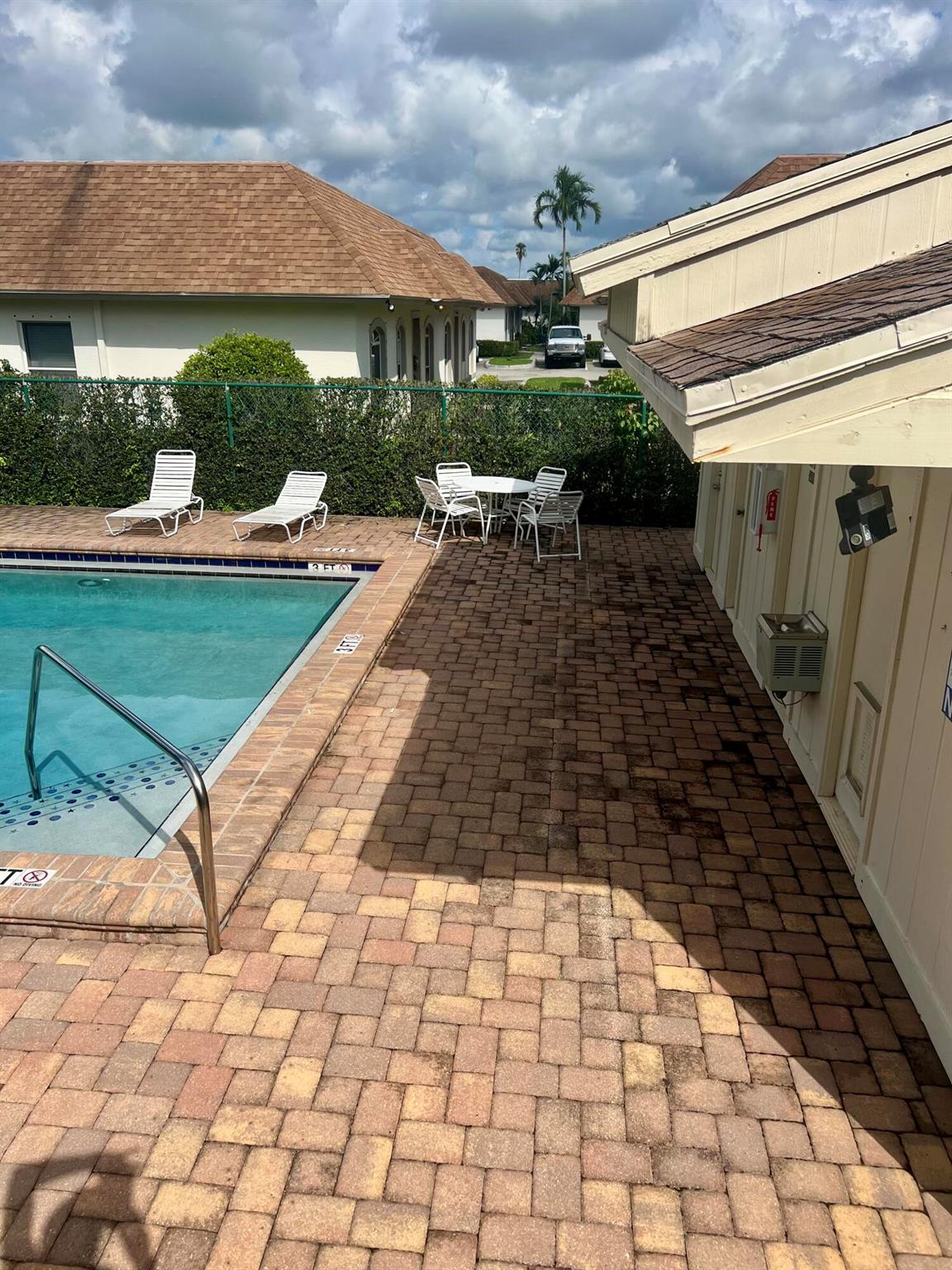 STURBRIDGE VILLAGE - Residential Lease