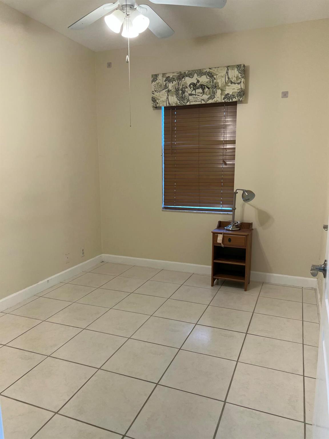 STURBRIDGE VILLAGE - Residential Lease