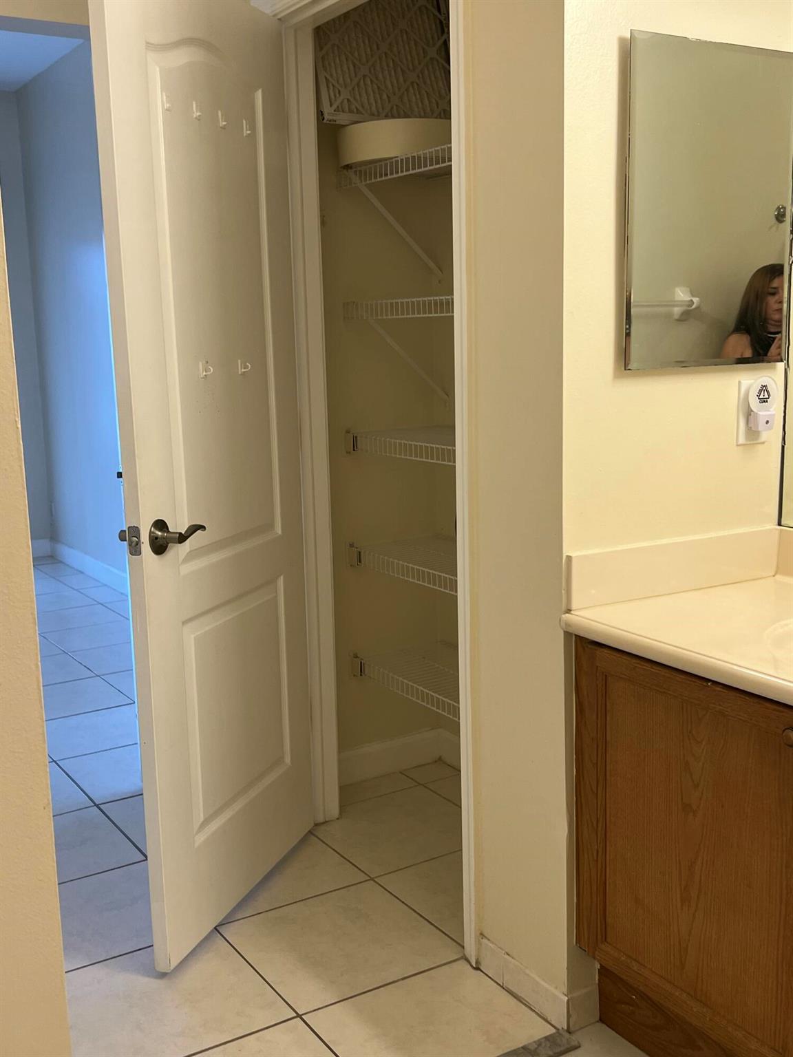 STURBRIDGE VILLAGE - Residential Lease