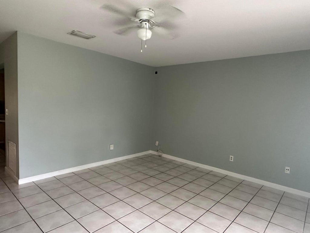Photo of 258 SW Bridgeport Drive, Port Saint Lucie, FL 34953 (MLS # B26073246)