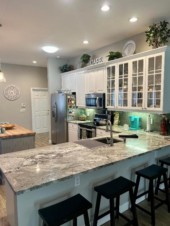 KINGS ISLE PHASE V - Residential