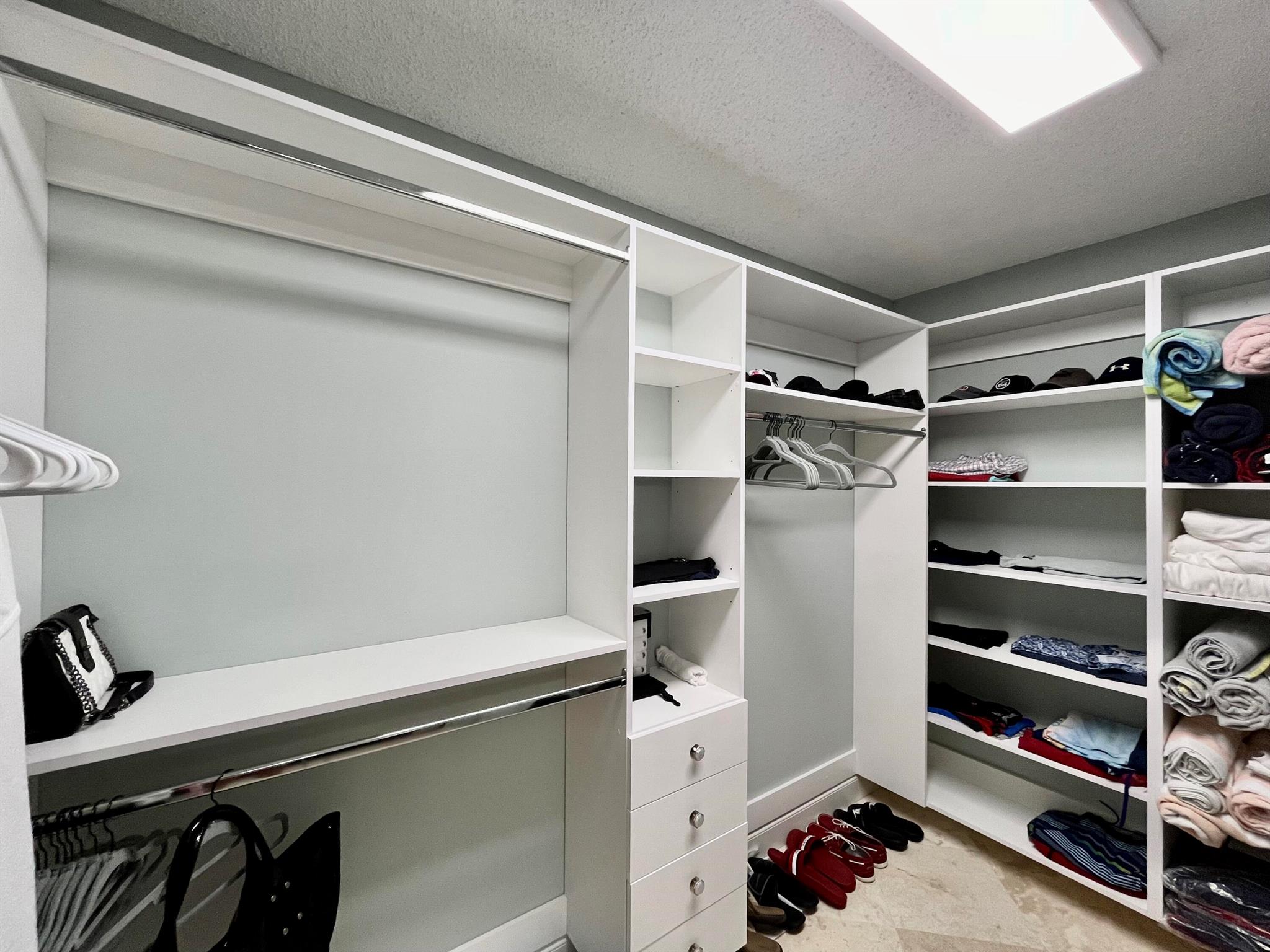 AQUARIUS CONDO - Residential Lease