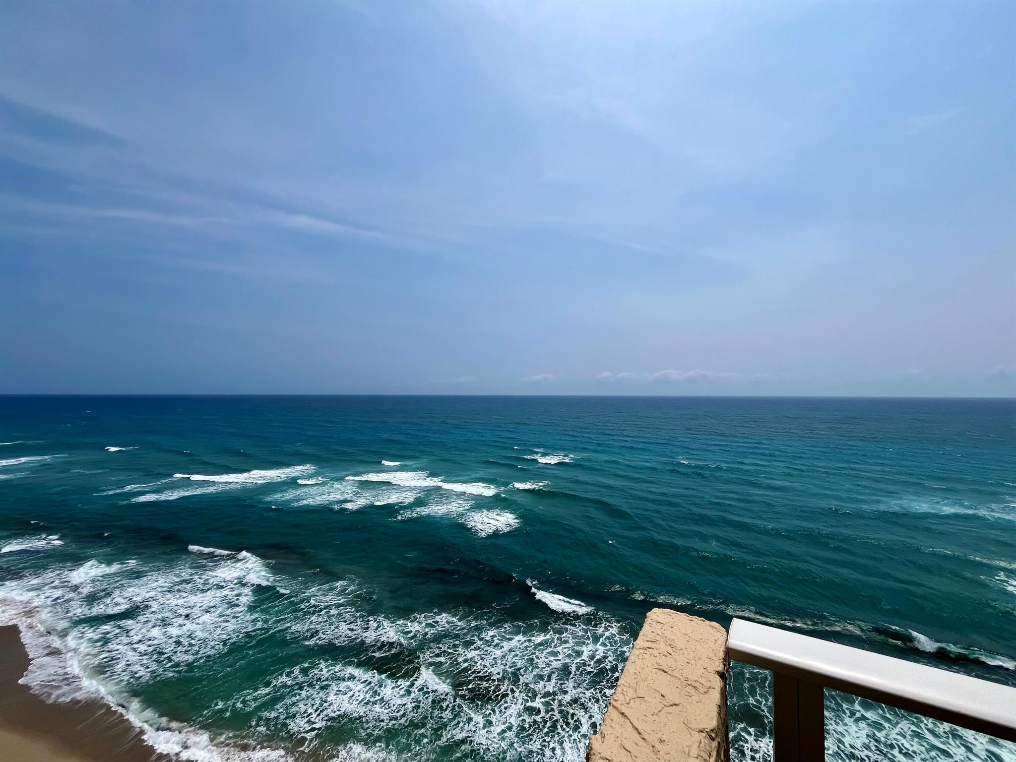 AQUARIUS CONDO - Residential Lease