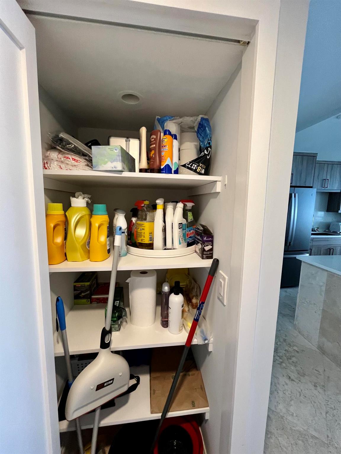 AQUARIUS CONDO - Residential Lease