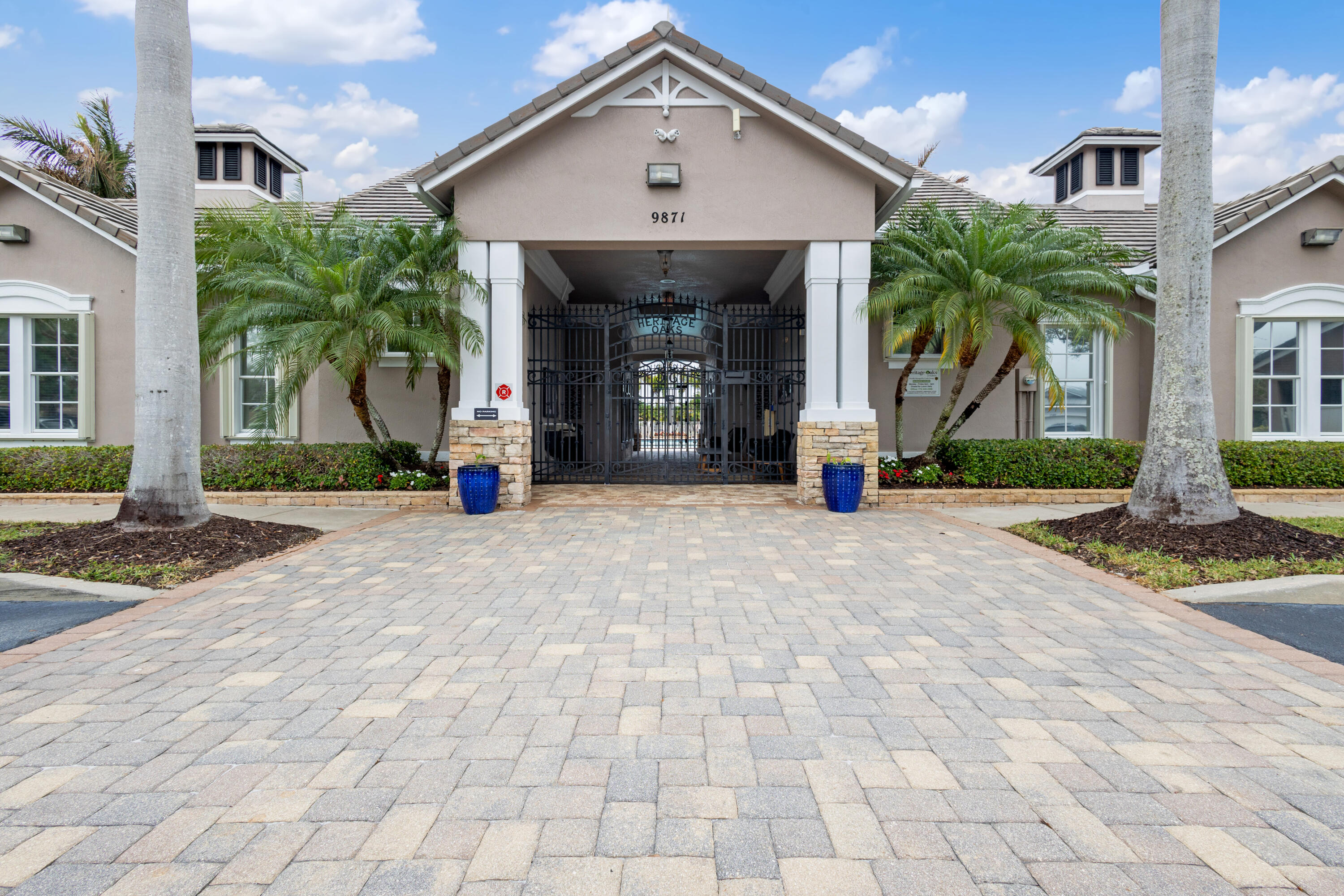 Heritage Oaks - Residential