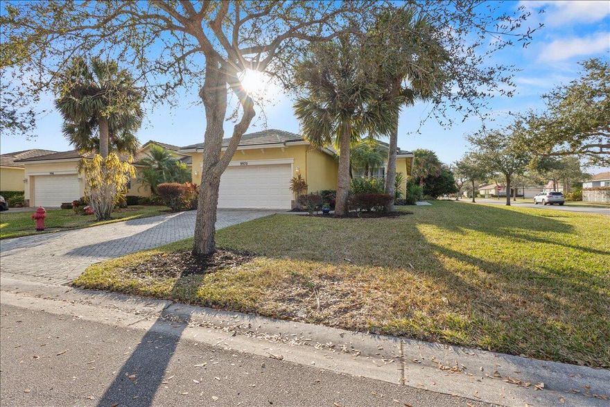 Best priced 3/3/2 in the community! Set on a  corner lot with a full palm tree hedge in back offers a private setting to enjoy the outdoors from the screened porch. The home's spacious kitchen extends to  a breakfast nook with a sunrise window view.  The barstool height counter plus a formal dining area give additional dining options.  All three bedrooms have newer laminate flooring. The master bedroom suite includes a large walk in closet.  The bedroom also has direct access to the back porch.   A/C : 2019, Water Heater: 2022.  Concrete shingle roof. Home furnishings negotiable outside sale.  Heritage Oaks offers gated security, basic cable and internet, lawn care, and a clubhouse with pool and fitness center.  Measurements are approx. HOA docs in document section