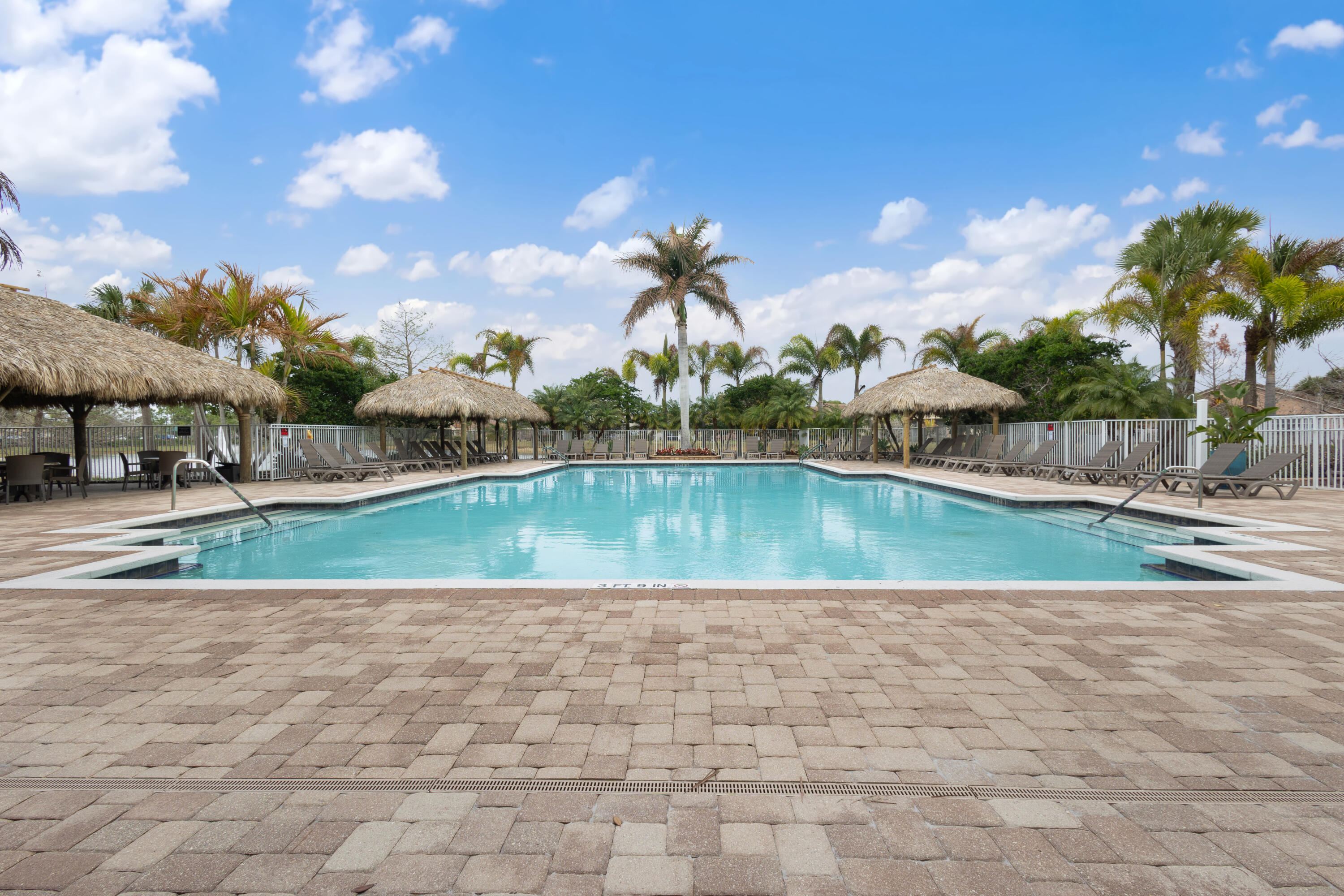 Heritage Oaks - Residential