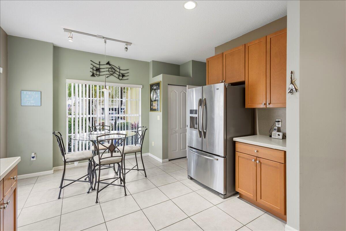 Heritage Oaks - Residential