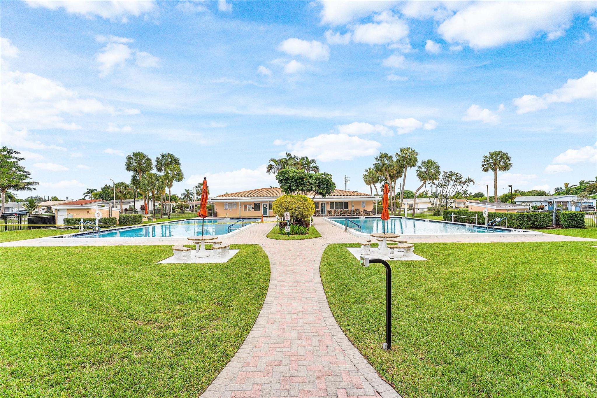 Mainlands Of Tamarac Lake - Residential