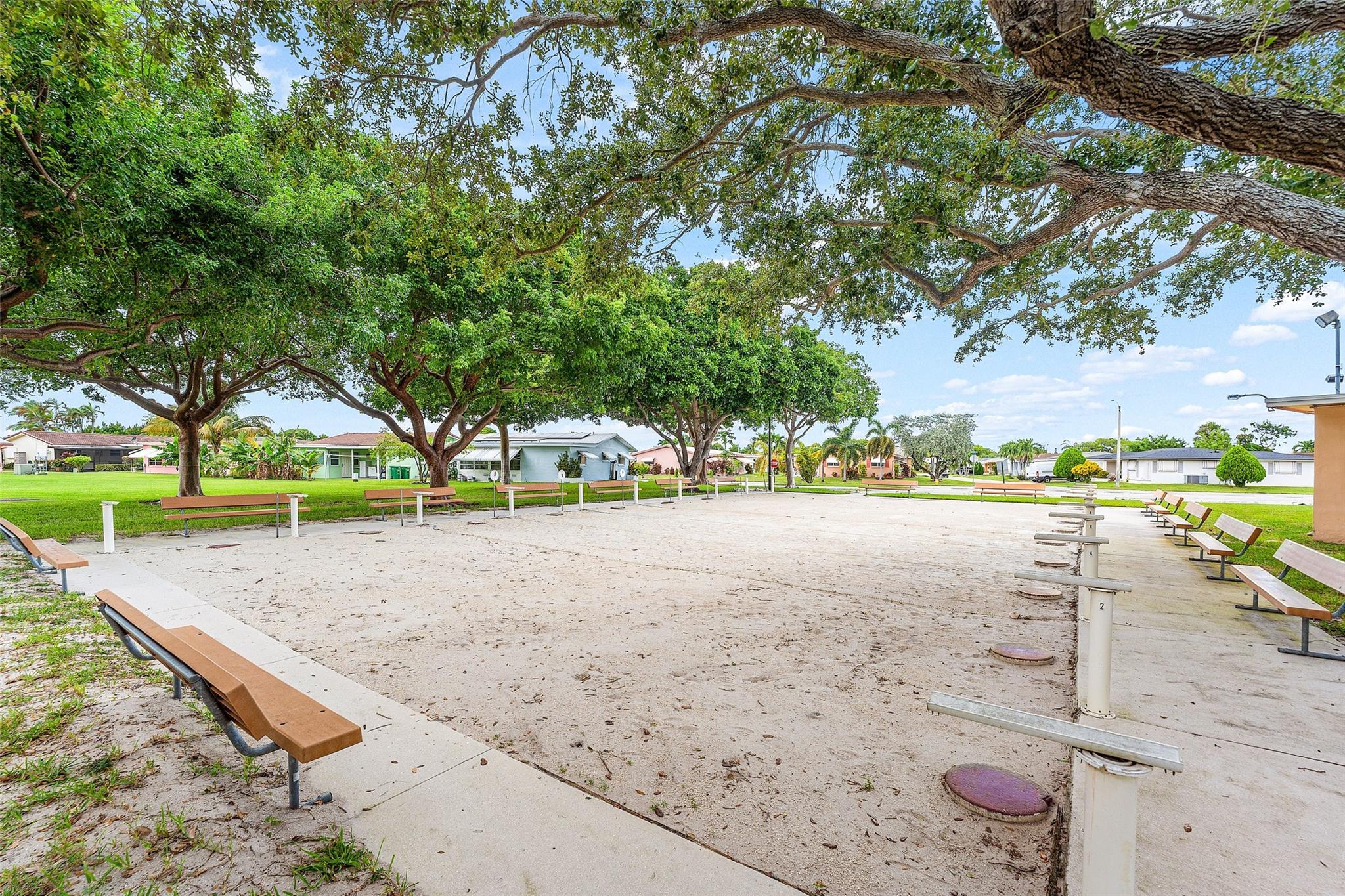 Mainlands Of Tamarac Lake - Residential