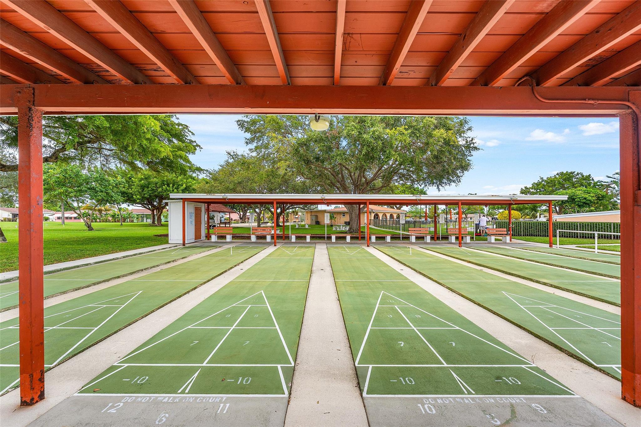 Mainlands Of Tamarac Lake - Residential