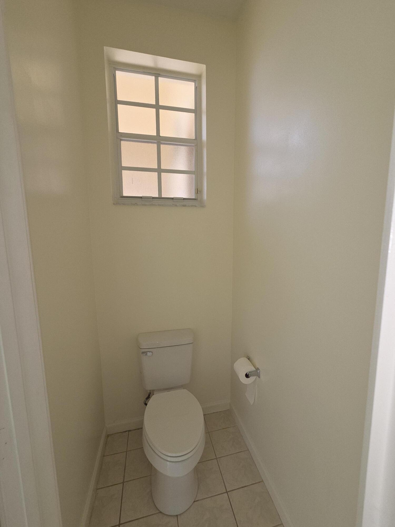 MADISON GREEN - ROYAL ESTATES - Residential