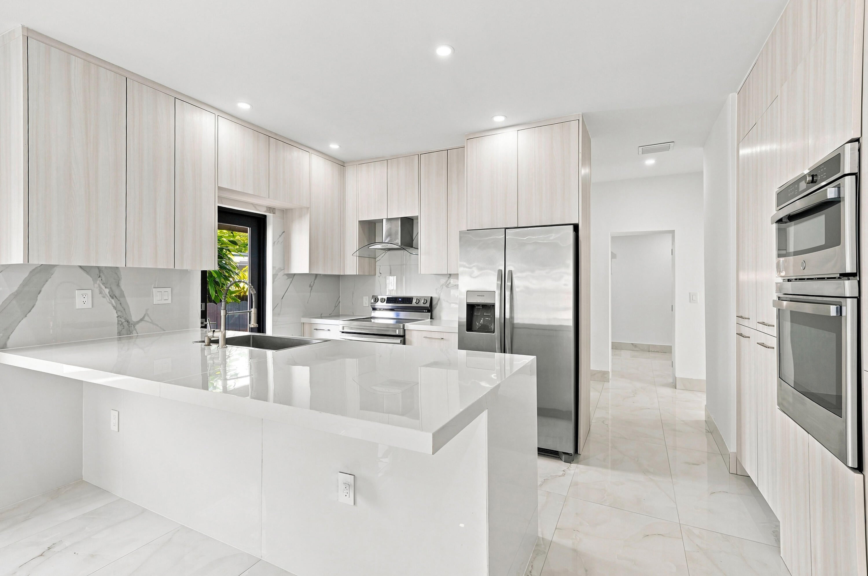 2239 SW 10TH Street, Miami FL 33135
