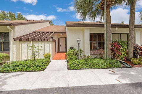 Featured picture for the property R10726033
