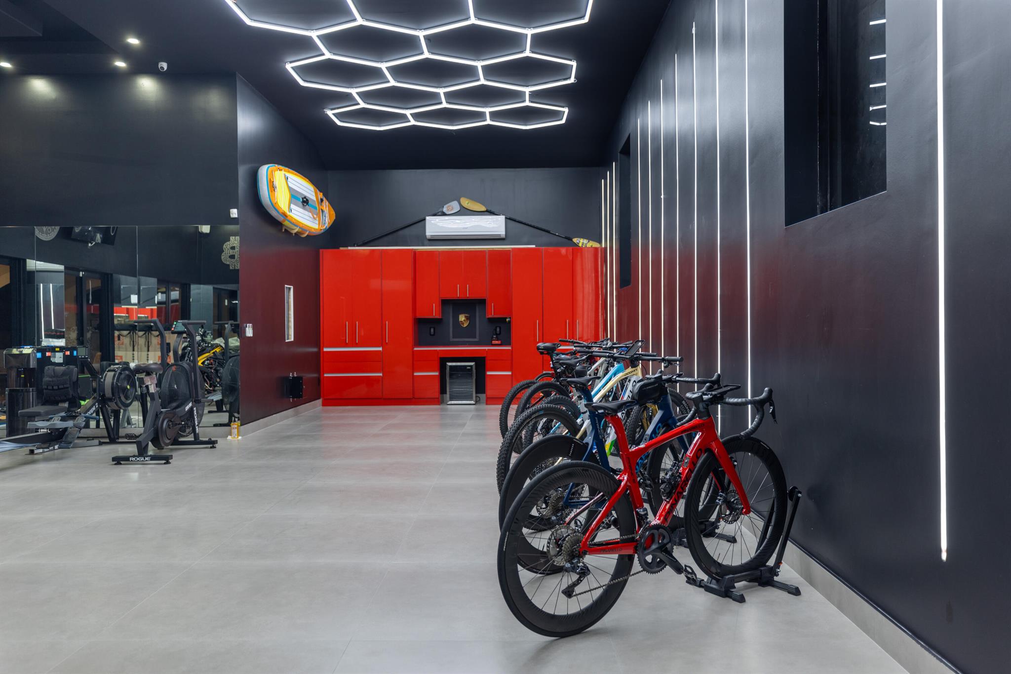 SPANISH VILLAGE - Residential