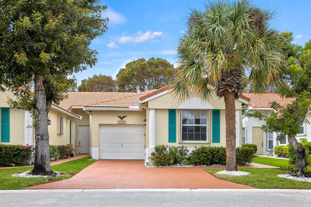 Photo of 15209 Ixora Road, Delray Beach, FL 33484 (MLS # R10973211)