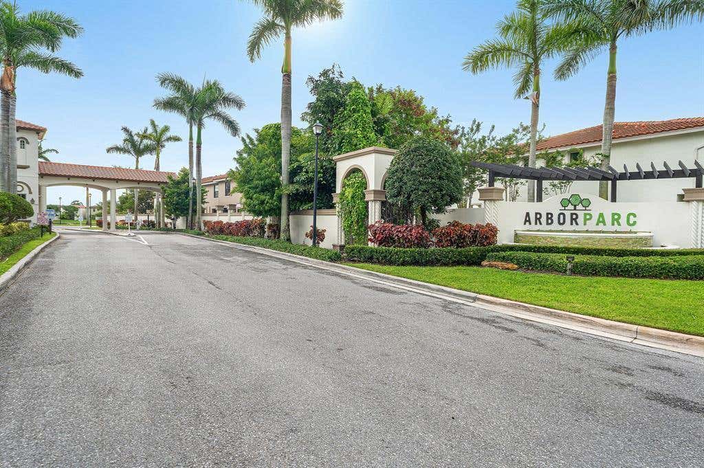 Photo of 4414 HEMLOCK Drive, Riviera Beach, FL 33410 (MLS # B26063429)