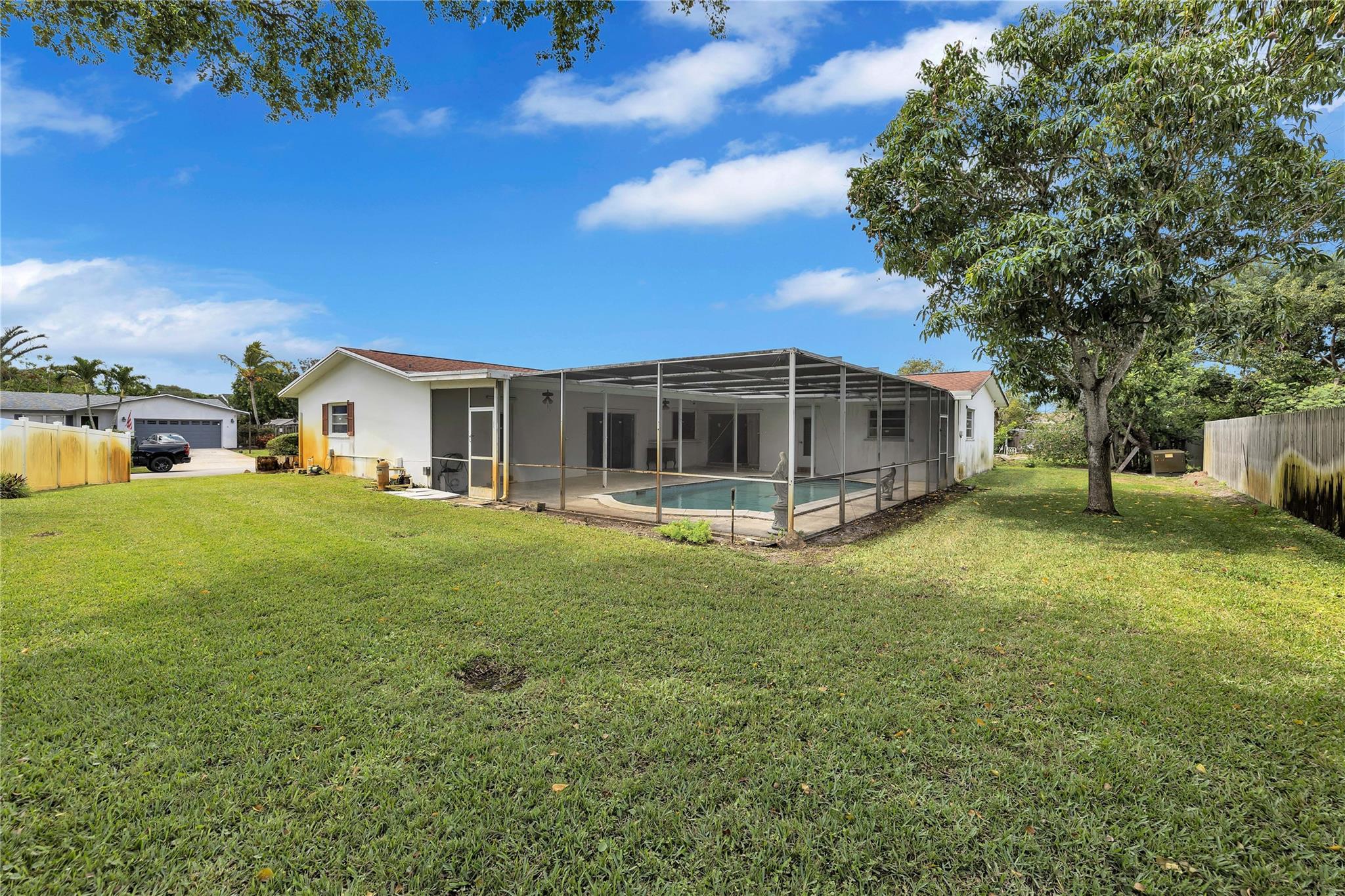 COCONUT CREEK 10TH SEC - Residential